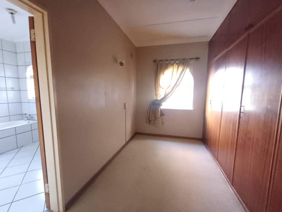 4 Bedroom Property for Sale in Bayswater Free State